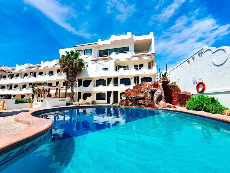 Hotel Vistamar image