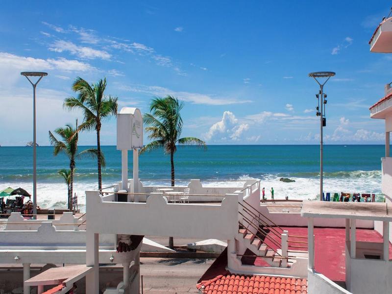 Hotel Vistamar image
