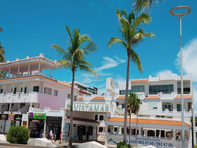 Hotel Vistamar image