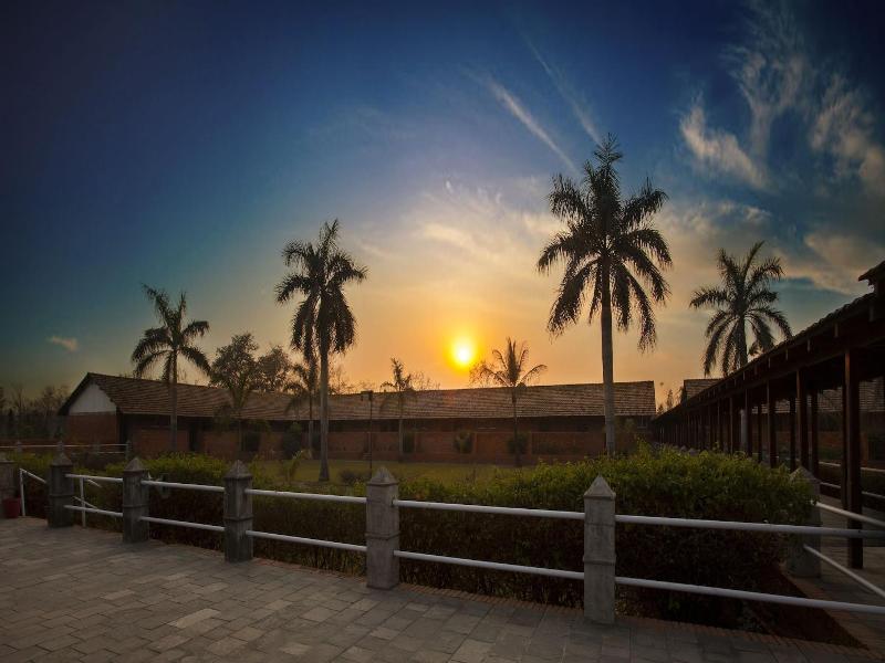 Lumbini Hokke Hotel — general view
