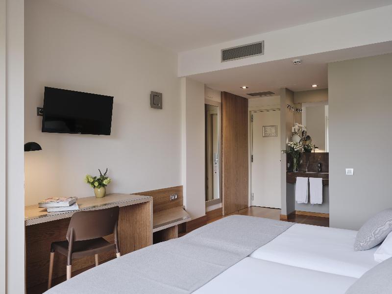 Qgat Suites & Events image