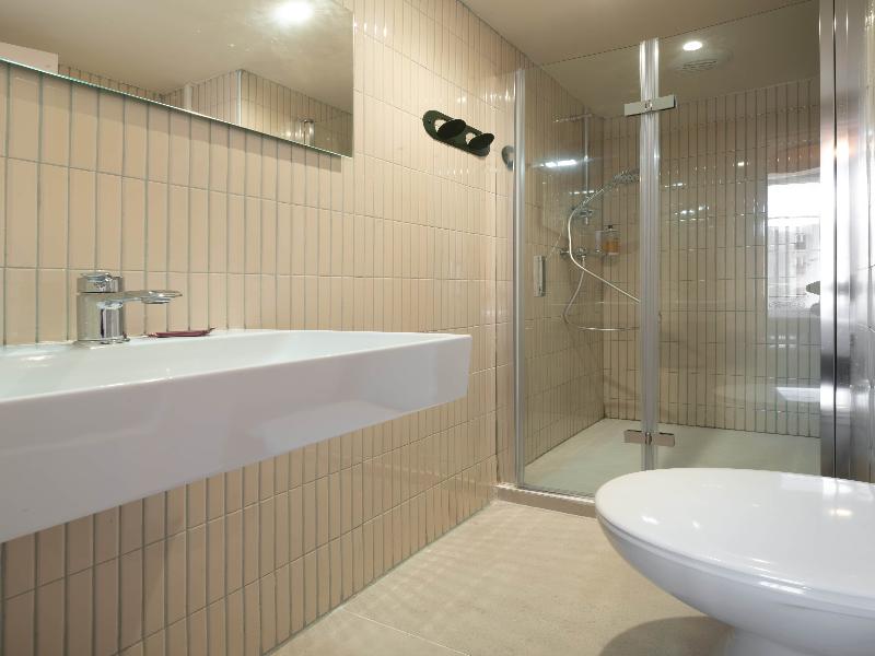Louvia image