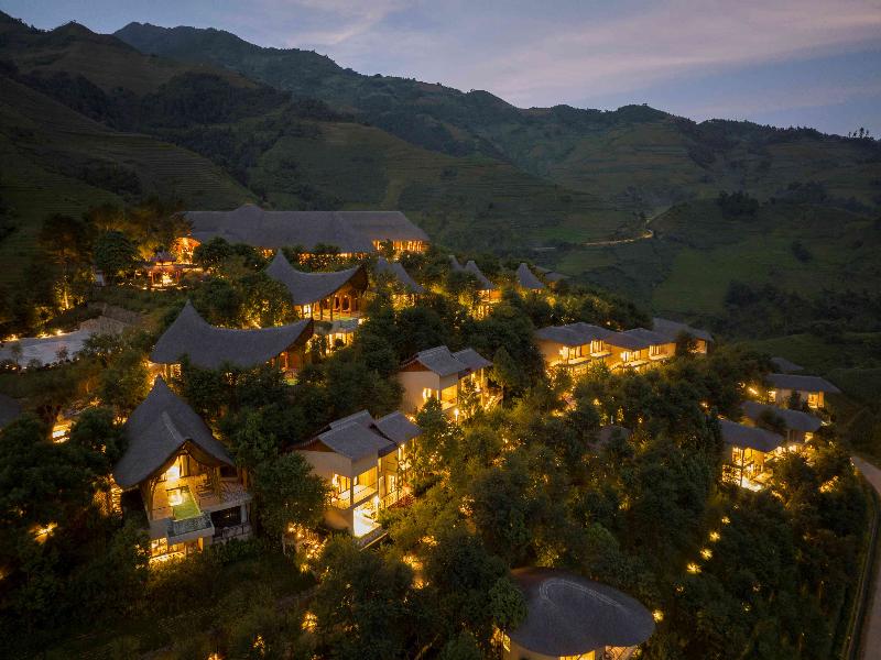 Garrya Mu Cang Chai — general view
