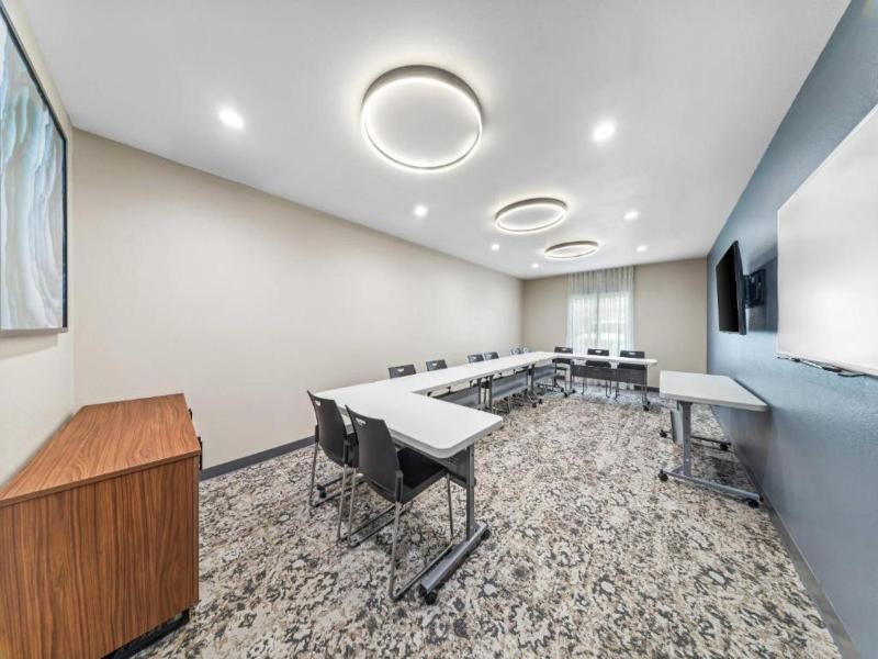 Everhome Suites Ontario image