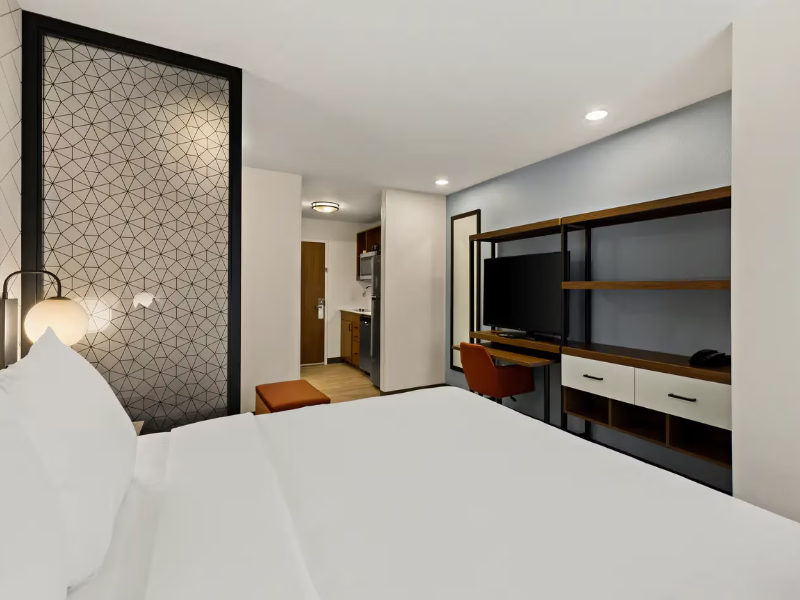 Everhome Suites Ontario image