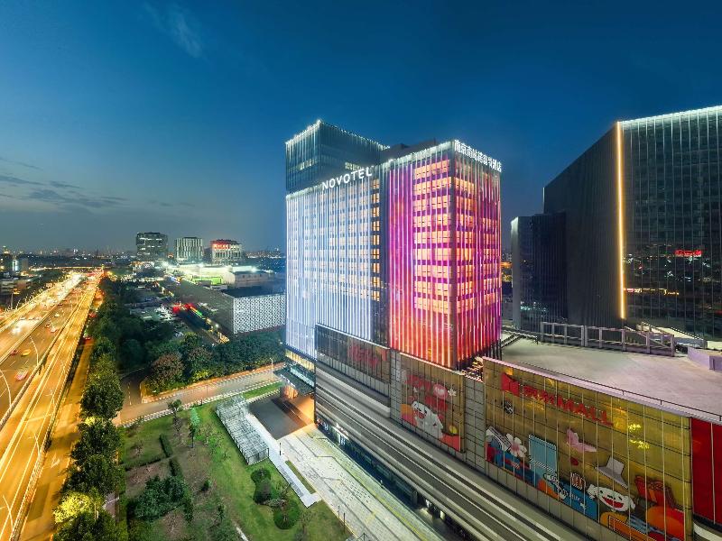 Novotel Nanjing South Railway Station image
