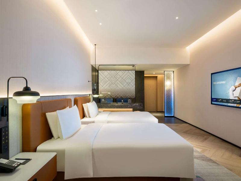 Novotel Nanjing South Railway Station image
