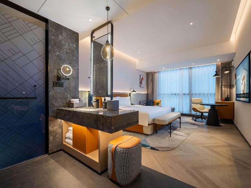 Novotel Nanjing South Railway Station image