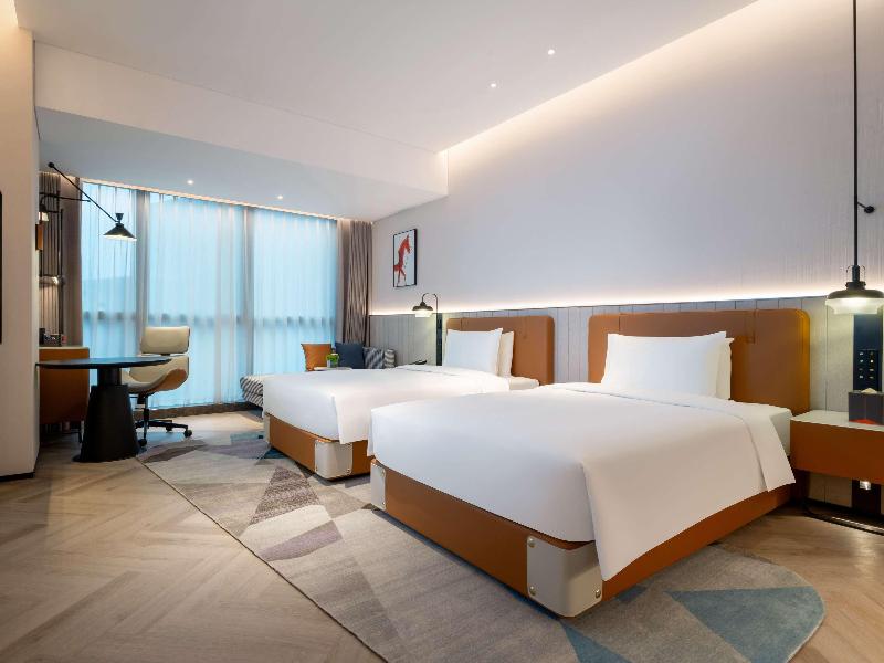 Novotel Nanjing South Railway Station image