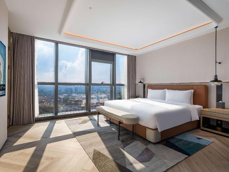 Novotel Nanjing South Railway Station image