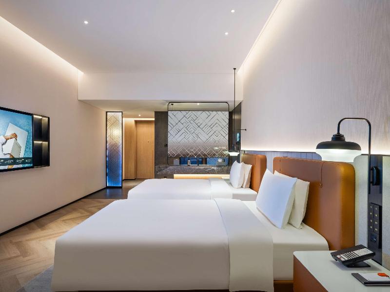 Novotel Nanjing South Railway Station image
