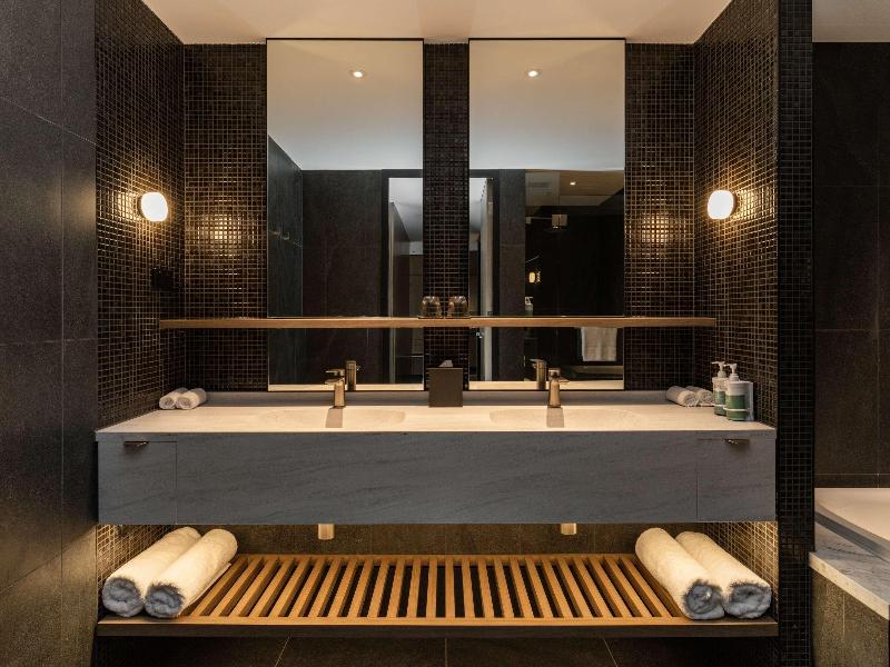 Novotel Sydney Cabramatta image