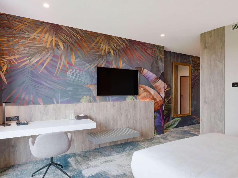 Mercure Oradea image