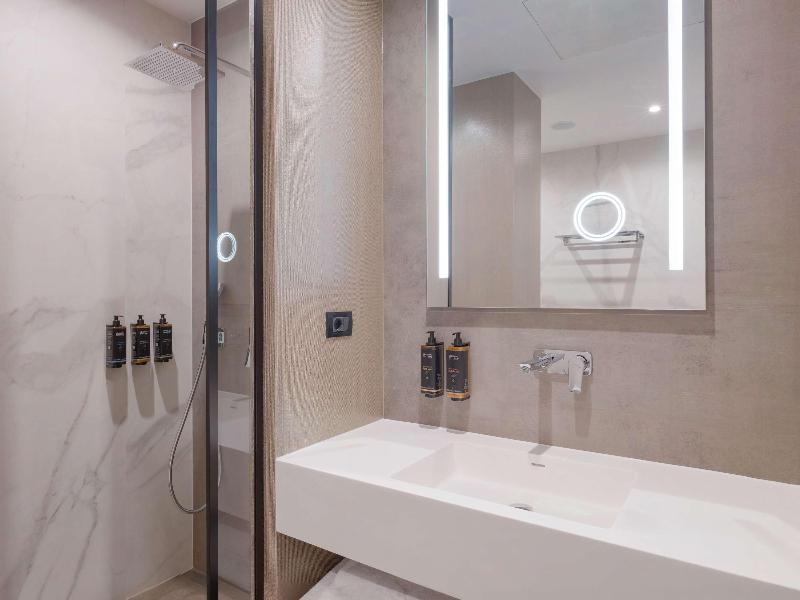 Mercure Oradea image
