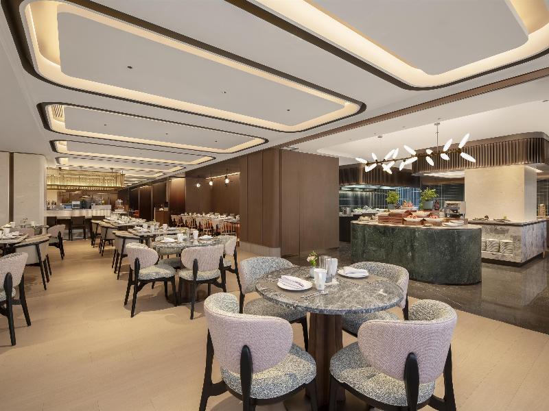 Hilton Garden Inn Urumqi Railway Station image
