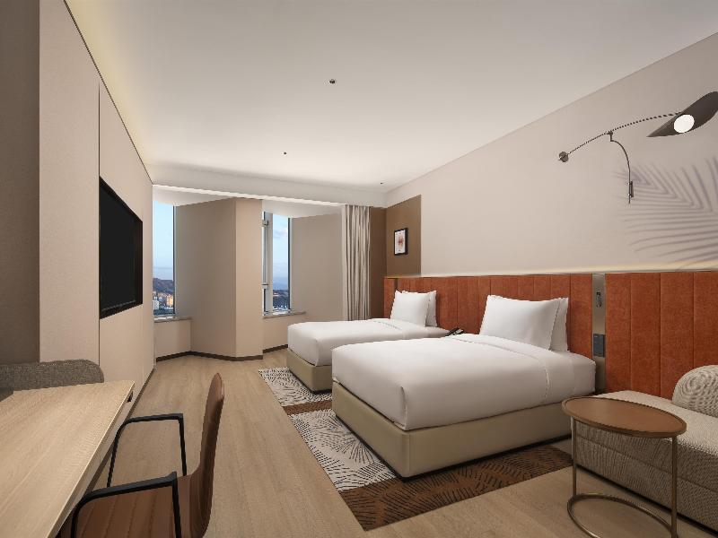 Hilton Garden Inn Urumqi Railway Station image