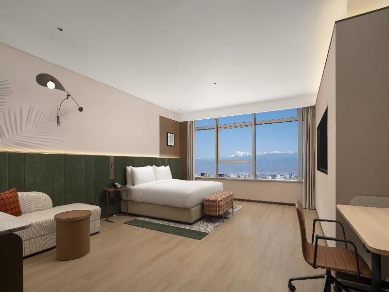 Hilton Garden Inn Urumqi Railway Station image