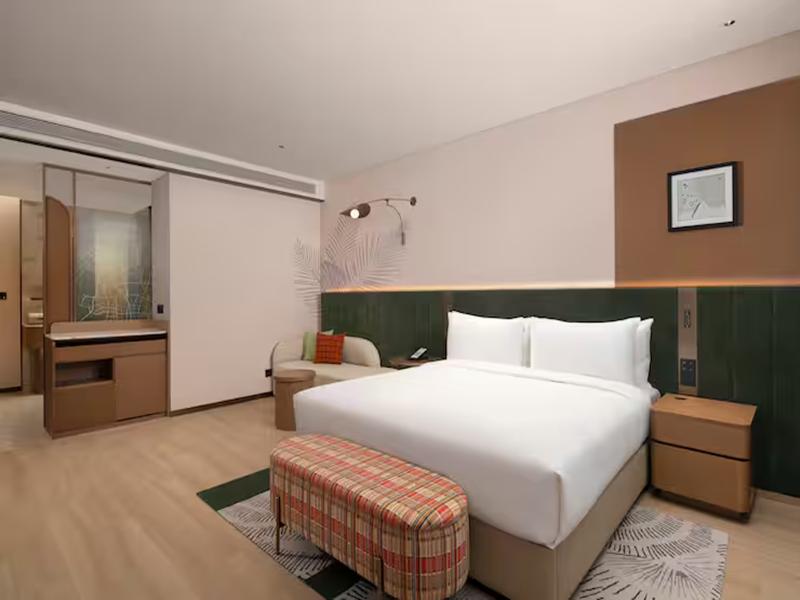 Hilton Garden Inn Urumqi Railway Station image