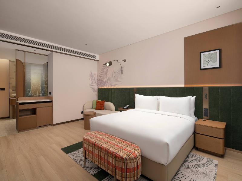 Hilton Garden Inn Urumqi Railway Station image