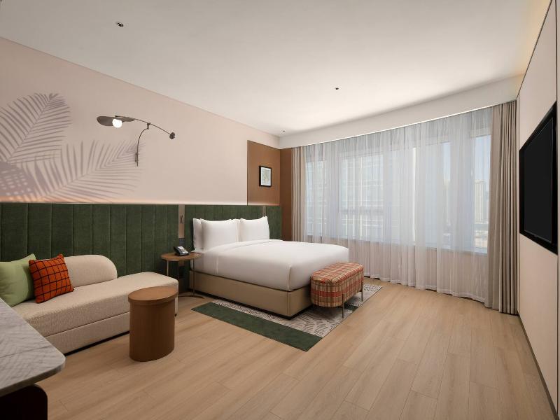 Hilton Garden Inn Urumqi Railway Station image