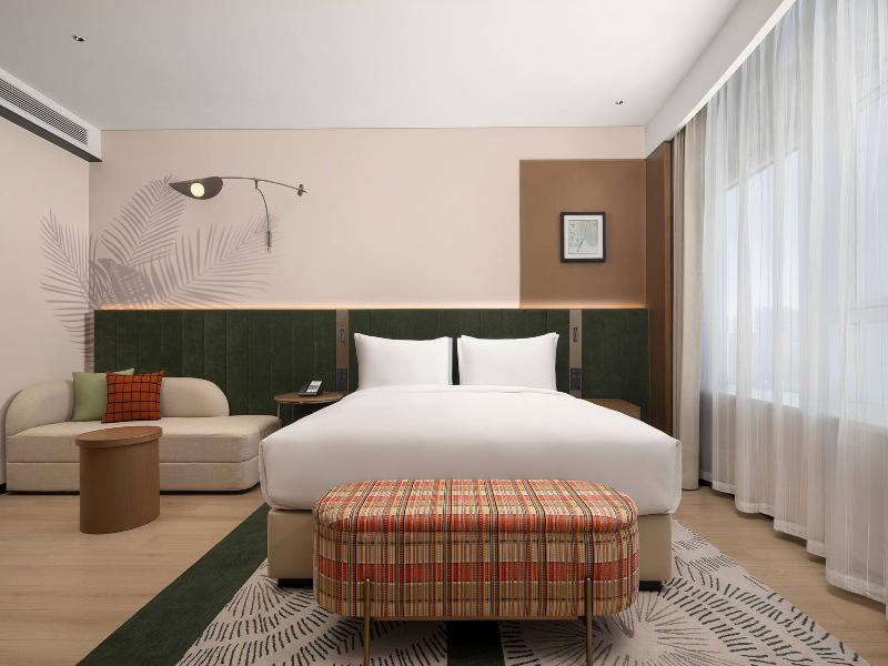 Hilton Garden Inn Urumqi Railway Station image