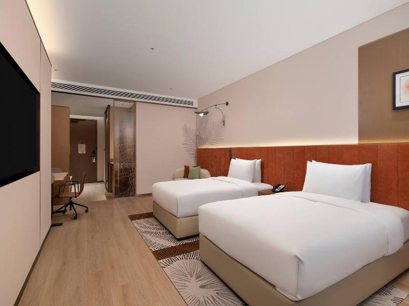 Hilton Garden Inn Urumqi Railway Station image