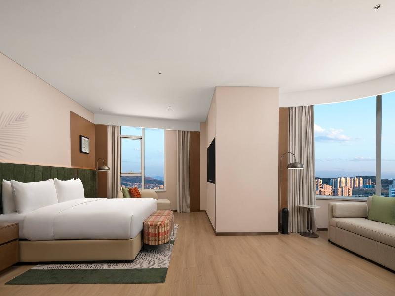 Hilton Garden Inn Urumqi Railway Station image