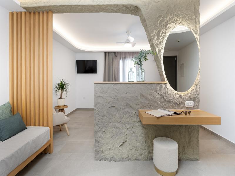 Axopetra Boutique Hotel image