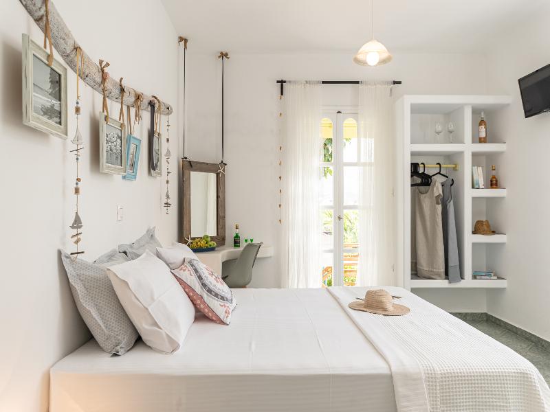Palatiana Agriturismo - Philoxenia Cottages image