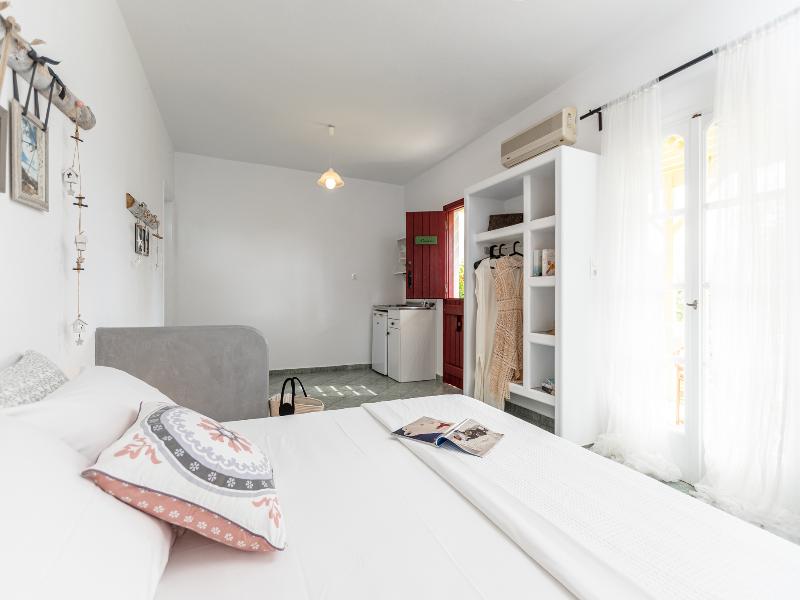 Palatiana Agriturismo - Philoxenia Cottages image