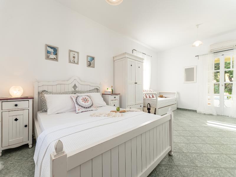 Palatiana Agriturismo - Philoxenia Cottages image