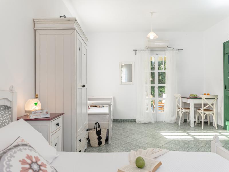 Palatiana Agriturismo - Philoxenia Cottages image
