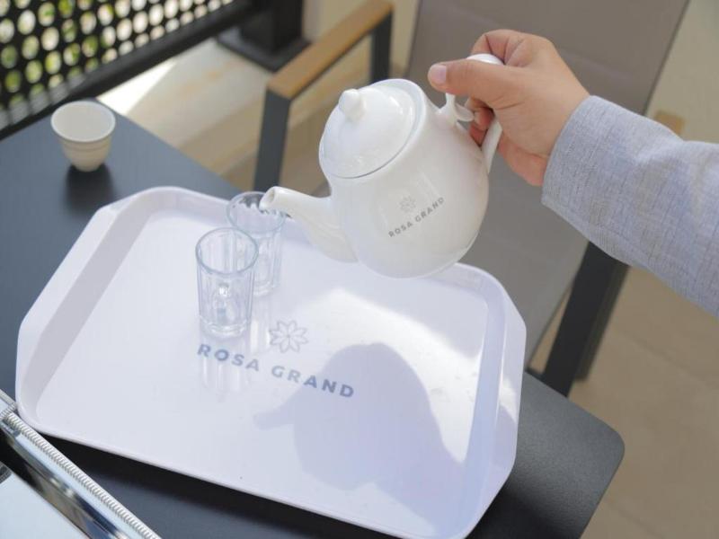 Rosa Grand Hotel Granada image
