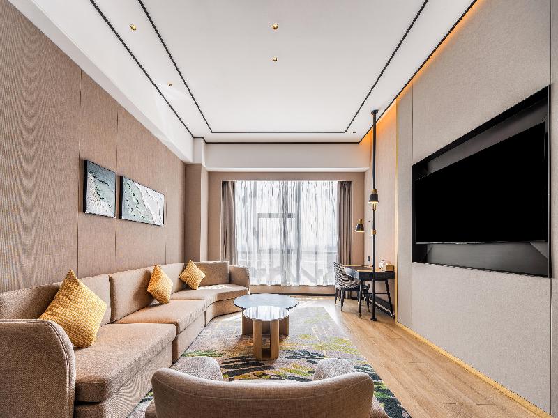 Hilton Garden Inn Fenyang Yulongwan image