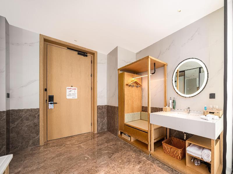 Hilton Garden Inn Fenyang Yulongwan image