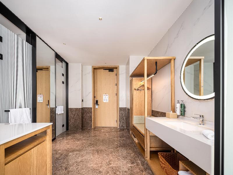 Hilton Garden Inn Fenyang Yulongwan image