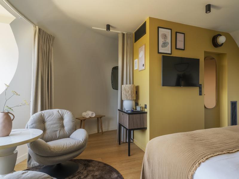 Hotel-Spa L'Essenciel - Château Des Pères image