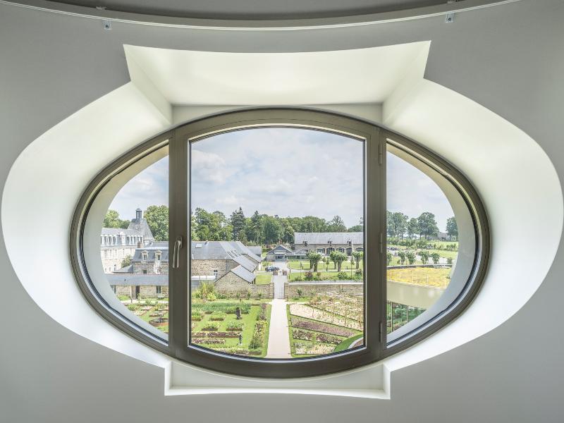 Hotel-Spa L'Essenciel - Château Des Pères image