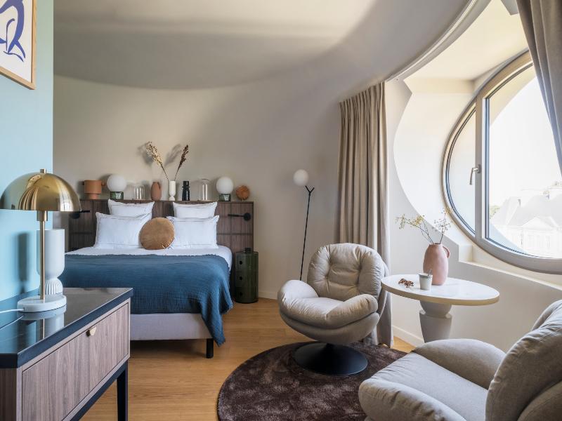 Hotel-Spa L'Essenciel - Château Des Pères image