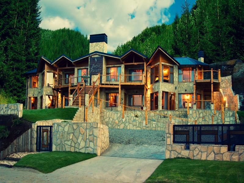 Bahia Paraiso Luxury Suites image