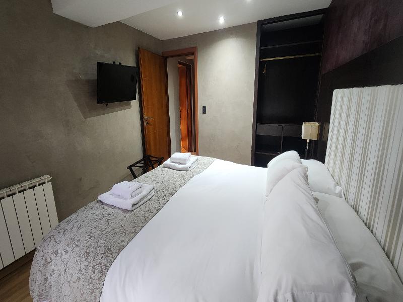 Bahia Paraiso Luxury Suites image