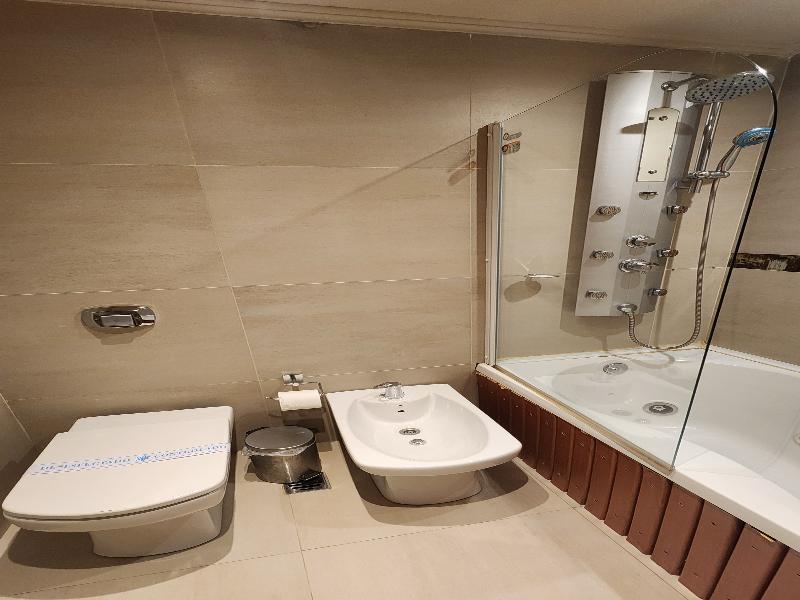 Bahia Paraiso Luxury Suites image