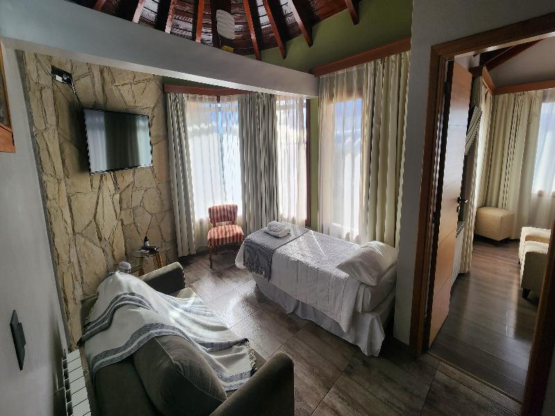 Bahia Paraiso Luxury Suites image