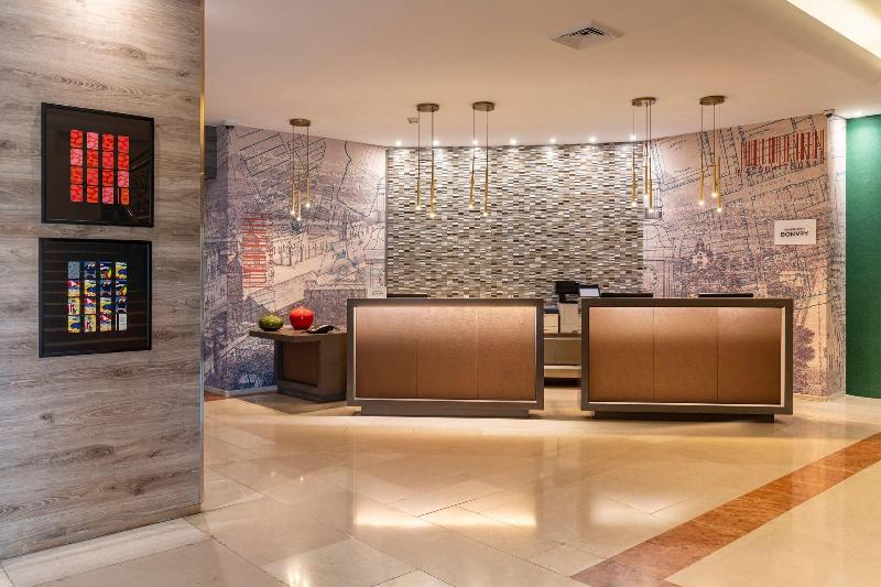 Stay in style at Le Méridien Santiago