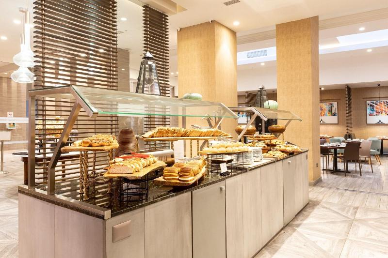 Stay in style at Le Méridien Santiago