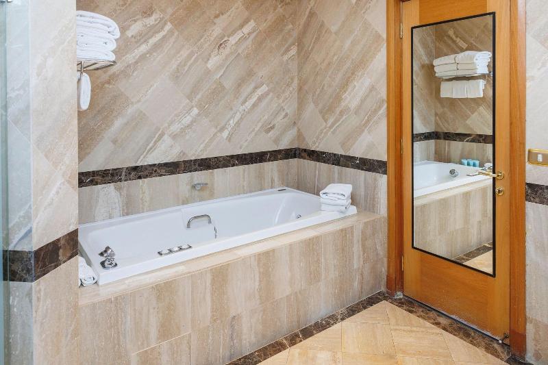 Stay in style at Le Méridien Santiago
