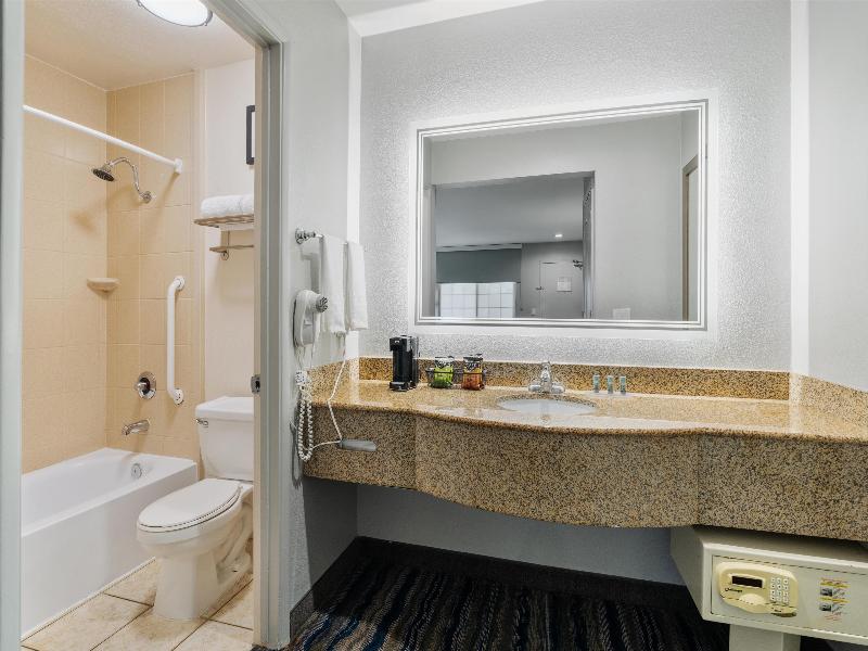 Best Western San Diego/Miramar Hotel image