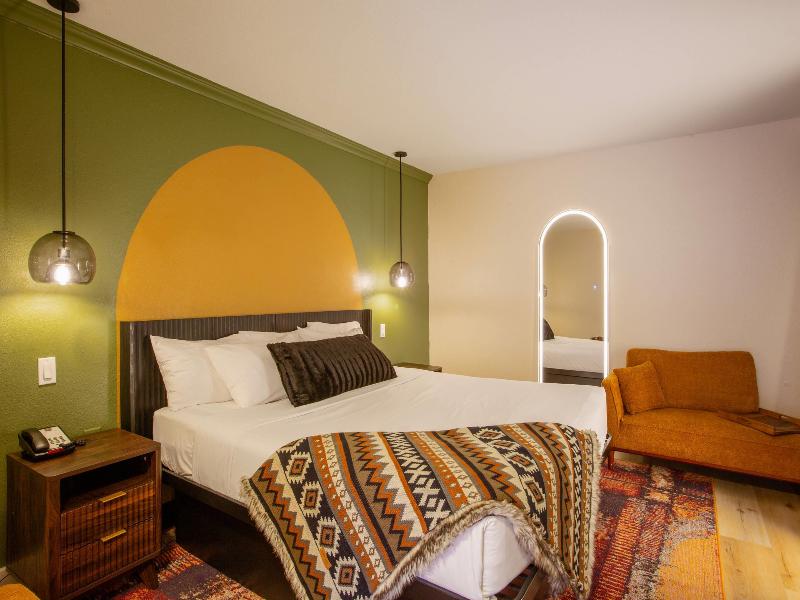 Arroyo Pinion Hotel, Ascend Hotel Collection image