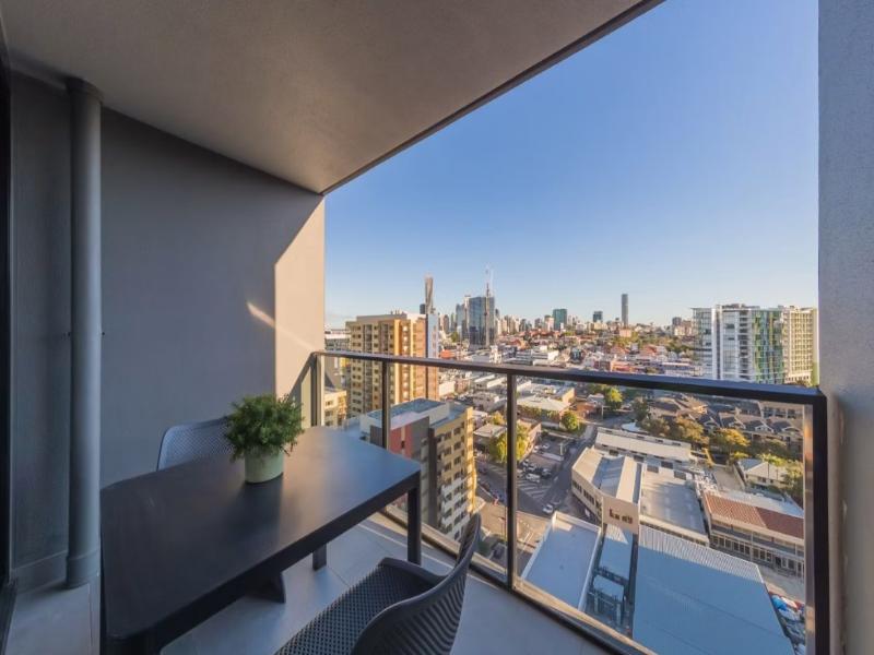 Kingstreet Residences image