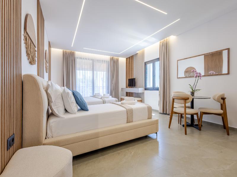 Crystal Blue Hotel image